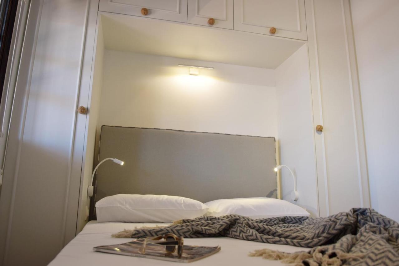 Perigiali Suite นีดรี ภายนอก รูปภาพ